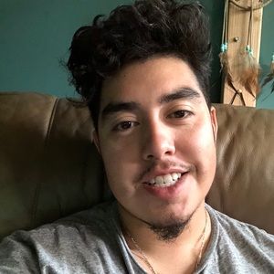 Meet your Posher, Dominic